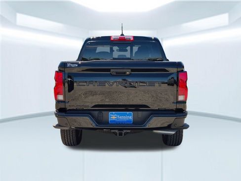 Used 2025 Chevrolet Colorado LT w/ LT Convenience Package AWD/4WD image 5
