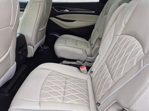 Used 2023 Buick Enclave Avenir w/ Avenir Technology Package AWD/4WD image 18