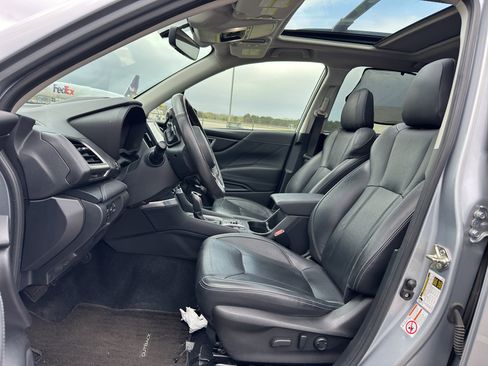 Used 2020 Subaru Forester Touring w/ Popular Package #2 image 6