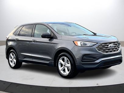 Used 2021 Ford Edge SE w/ Cargo Accessory Package