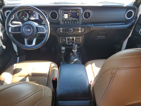 Used 2021 Jeep Wrangler Unlimited Sahara w/ Safety Group image 18