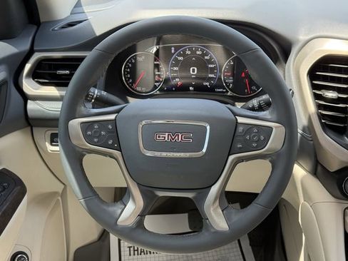 Used 2023 GMC Acadia Denali w/ Denali Ultimate Package FWD image 23