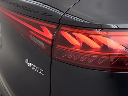 Certified 2023 Mercedes-Benz EQS 580 4MATIC SUV image 14