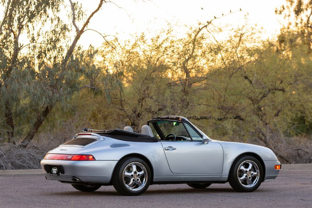 Used 1995 Porsche 911 Cabriolet image 19