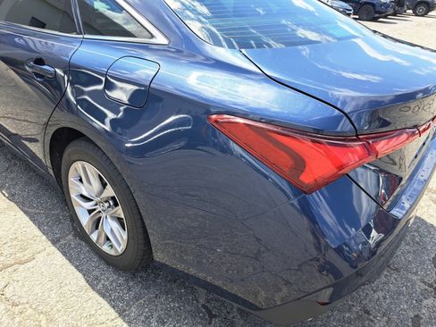 Used 2019 Toyota Avalon XLE w/ Moonroof Package FWD image 24