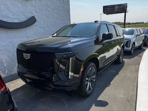 New 2026 Cadillac Escalade ESV Sport AWD/4WD image 2