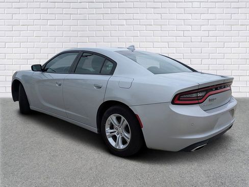 Used 2023 Dodge Charger SXT image 3