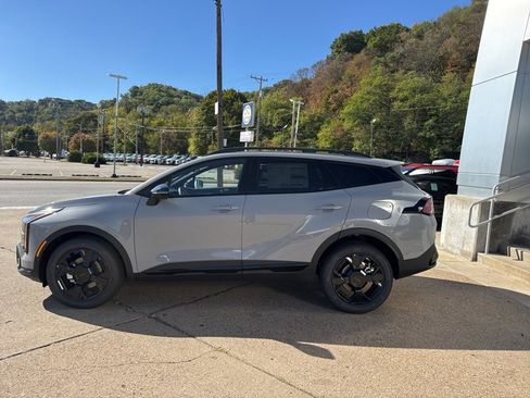 New 2026 Kia Sportage X-Line w/ X-Line Technology Package image 4