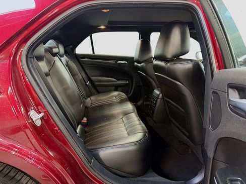 Used 2022 Chrysler 300 S RWD image 28
