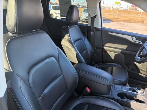 Used 2021 Ford Escape SEL image 13