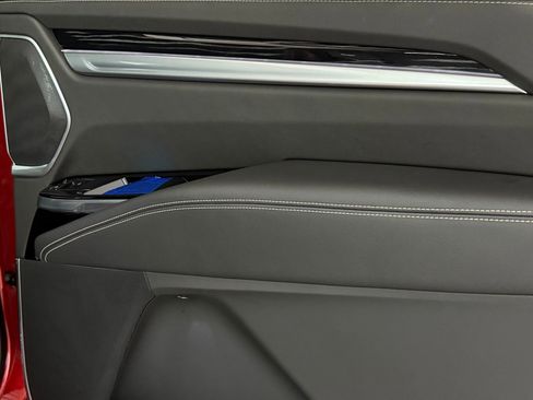 New 2025 Cadillac Escalade ESV Sport w/ Touring Package image 19