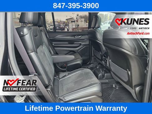 Used 2024 Jeep Grand Cherokee L Altitude image 28