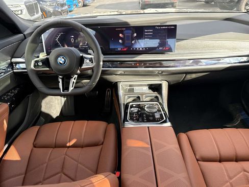 New 2026 BMW 750e xDrive 750e xDrive w/ Executive Package image 17