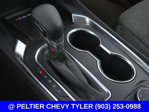 Used 2023 Chevrolet Traverse LT FWD image 23