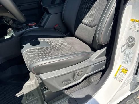New 2025 Ford Bronco Raptor w/ Interior Carbon Fiber Pack AWD/4WD image 19
