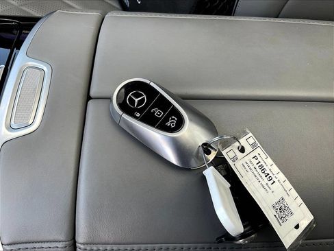 Certified 2023 Mercedes-Benz S 580 4MATIC Sedan image 35