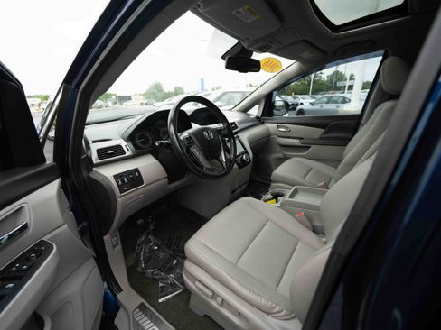 Used 2016 Honda Odyssey EX-L image 8