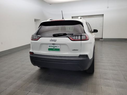 Used 2019 Jeep Cherokee Latitude w/ Popular Appearance Group image 7