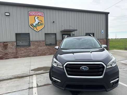Used 2020 Subaru Ascent Touring w/ Popular Package #3 AWD/4WD image 4