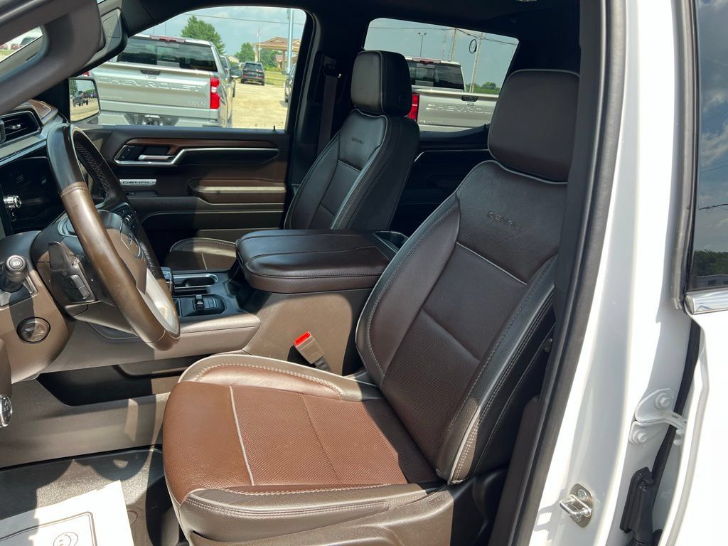 Used 2023 GMC Sierra 1500 Denali w/ Denali Reserve Package AWD/4WD image 36