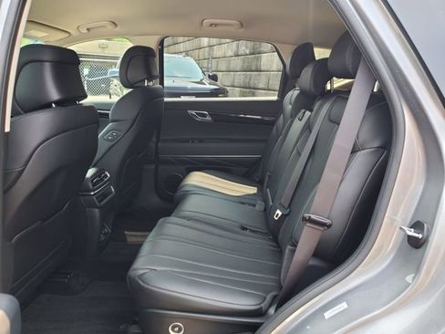 Used 2025 Genesis GV80 2.5T Standard image 35