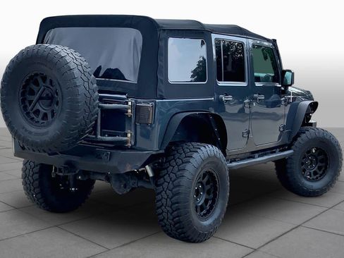 Used 2017 Jeep Wrangler Unlimited Sport AWD/4WD image 12