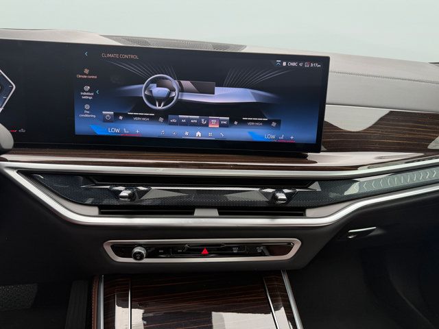 Used 2026 BMW X5 xDrive40i AWD/4WD image 13