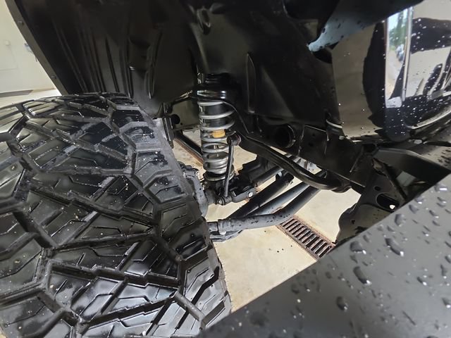 Used 2025 Jeep Wrangler Unlimited Sport AWD/4WD image 32