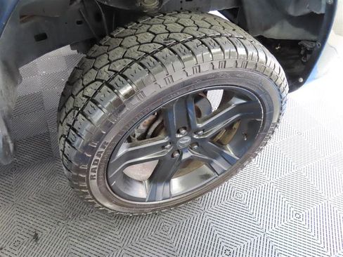 Used 2018 RAM 1500 Sport image 9