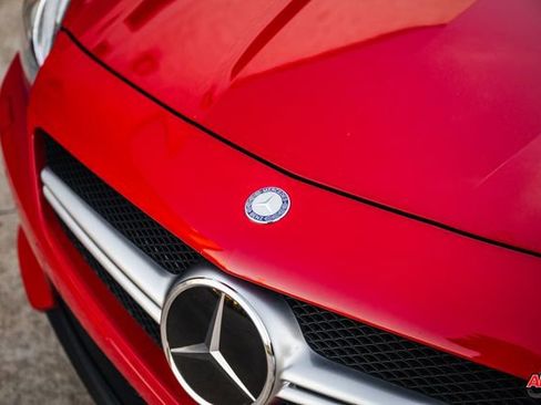 Used 2013 Mercedes-Benz SL 63 AMG image 27