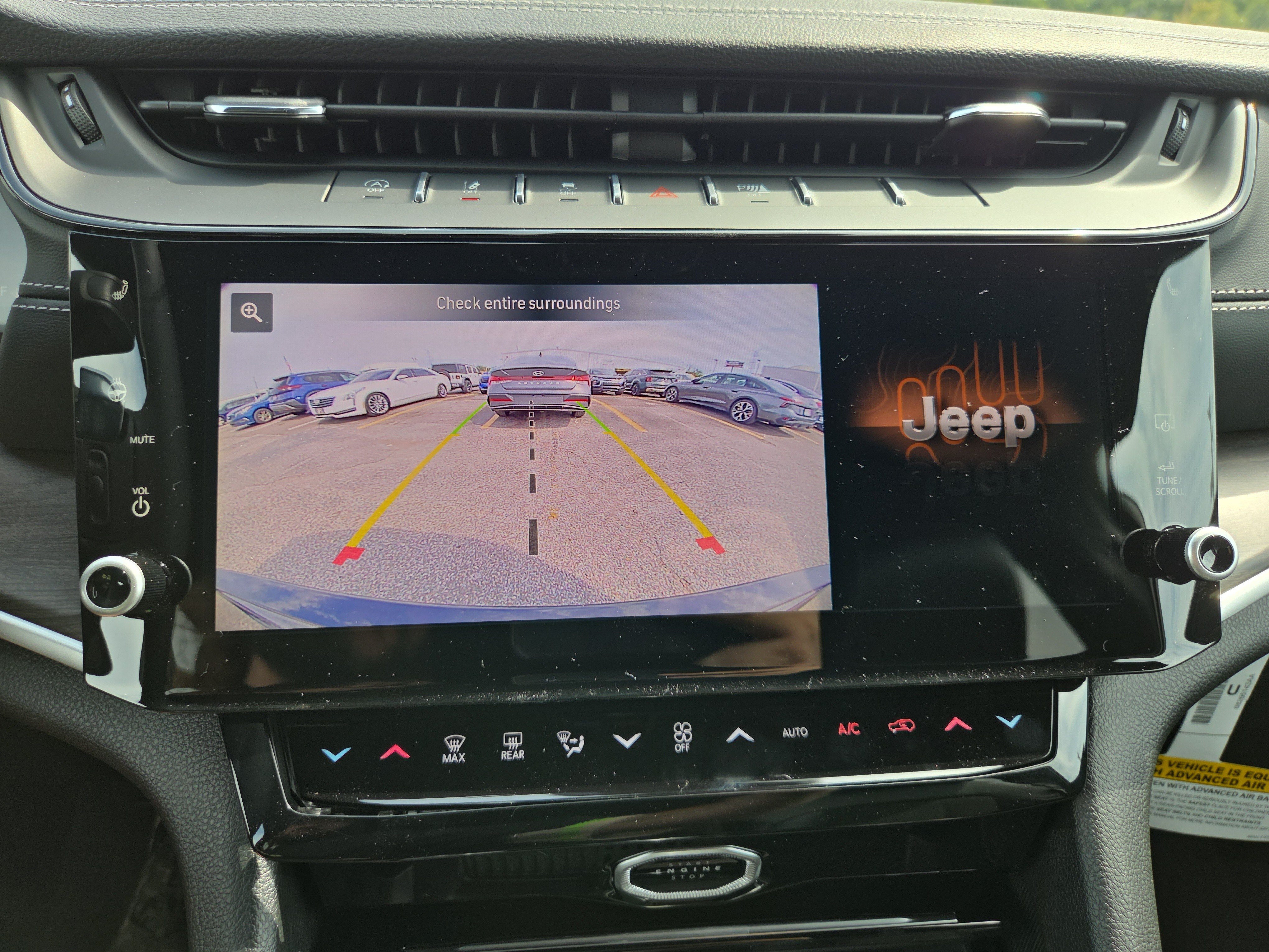 New 2027 Jeep Grand Cherokee 4WD image 11