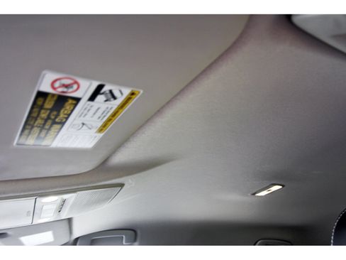 Certified 2025 Nissan Kicks SR FWD image 30