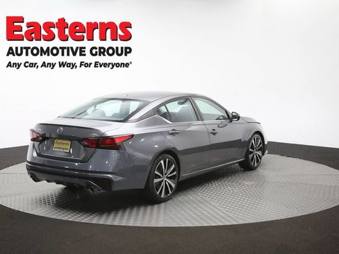 Used 2022 Nissan Altima 2.5 SR FWD image 40