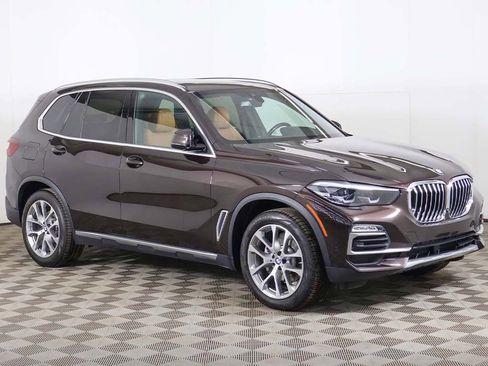 Used 2021 BMW X5 xDrive40i w/ Premium Package 2 image 64