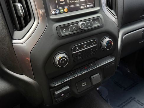 Used 2019 Chevrolet Silverado 1500 Custom Trail Boss image 32