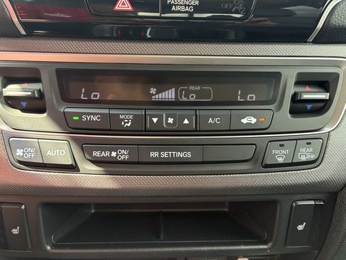 Used 2023 Honda Ridgeline RTL-E image 16