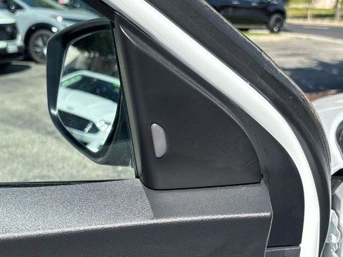 Certified 2023 Nissan Kicks SV image 22