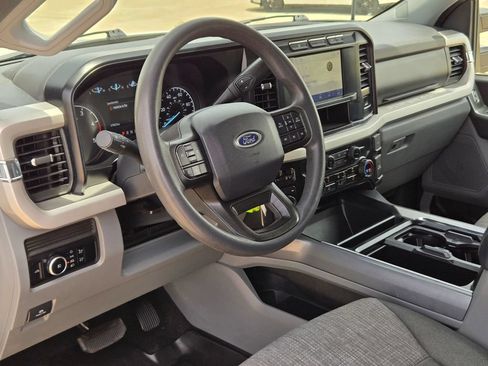 Used 2024 Ford F250 XLT w/ FX4 Off-Road Package AWD/4WD image 10