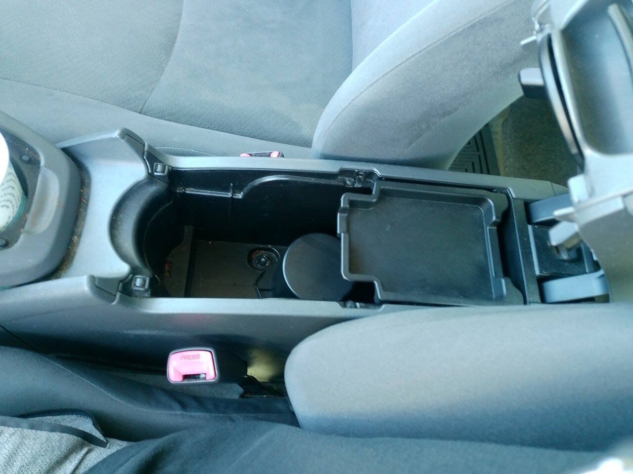 Used 2010 Toyota Prius Three FWD image 38