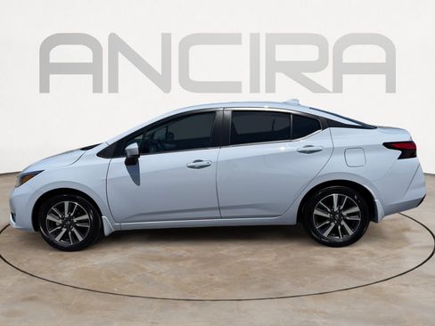 Used 2025 Nissan Versa SV w/ Trunk Package FWD image 7