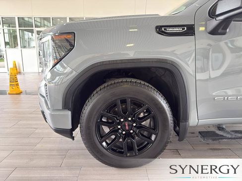 Used 2024 GMC Sierra 1500 Pro w/ Graphite Edition RWD image 8