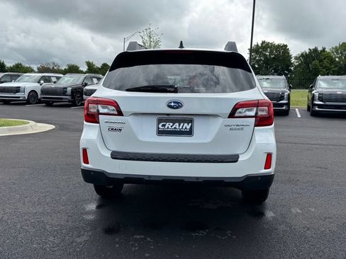 Used 2017 Subaru Outback 2.5i Limited AWD/4WD image 6