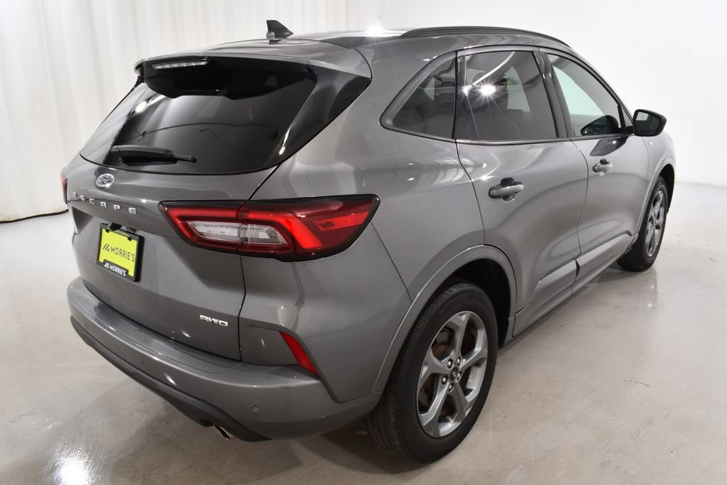 Used 2024 Ford Escape ST-Line w/ Tech Pack #1 AWD/4WD image 11