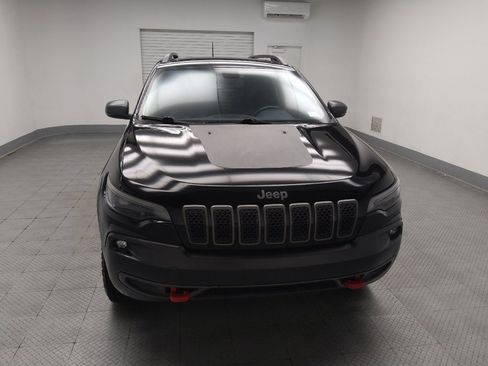 Used 2019 Jeep Cherokee Trailhawk w/ Comfort/Convenience Group AWD/4WD image 14