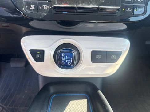 Used 2016 Toyota Prius Two w/ Protection Package FWD image 14