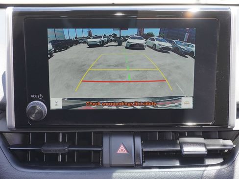 Used 2023 Toyota RAV4 XLE w/ Convenience Package FWD image 18