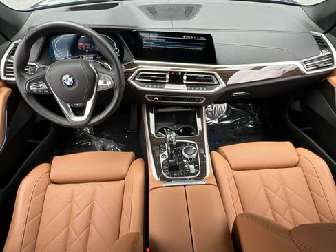Used 2023 BMW X5 xDrive45e w/ Executive Package image 21
