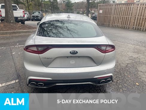 Used 2018 Kia Stinger Premium image 4