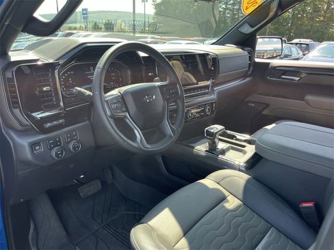 Certified 2023 Chevrolet Silverado 1500 ZR2 w/ Technology Package image 10