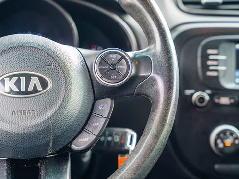 Used 2018 Kia Soul image 25